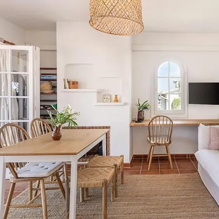 Casita Al Lado De La Playa Con Piscina Y Jardines En Menorca Apartmán *