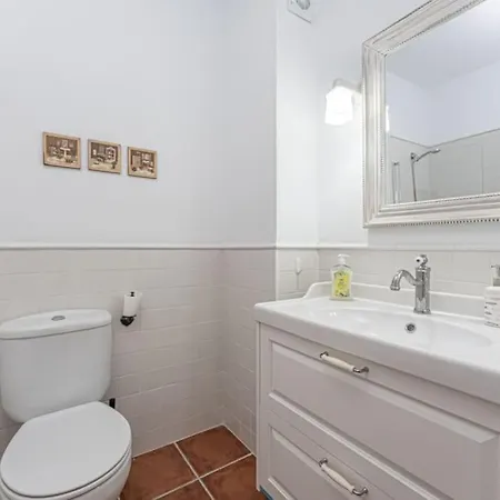 Casita Al Lado De La Playa Con Piscina Y Jardines En Menorca