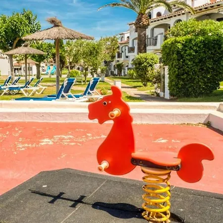 Casita Al Lado De La Playa Con Piscina Y Jardines En Menorca